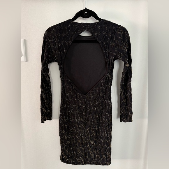 Zara Black and Gold Mini Dress with Key-Hole Back - Picture 3 of 5